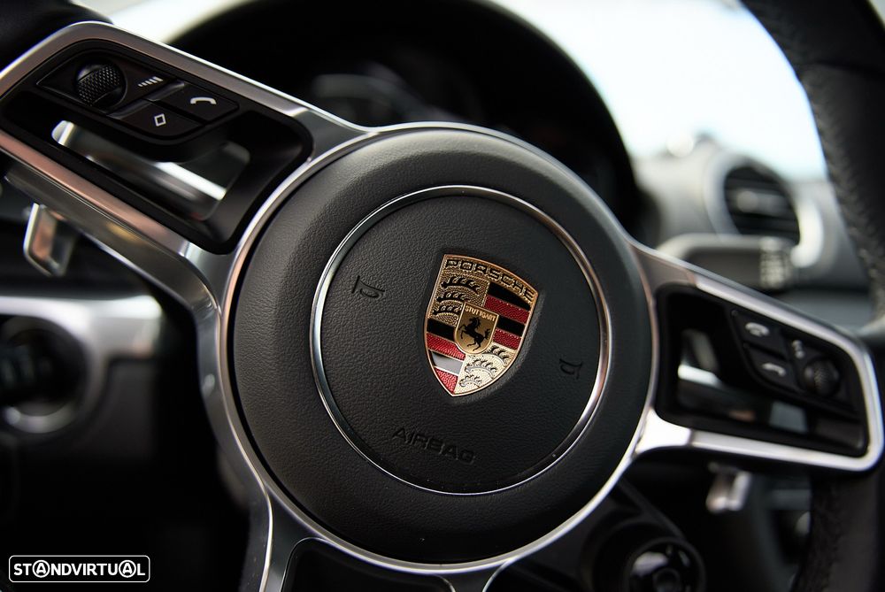 Porsche 718 Cayman 2.0 PDK - 24