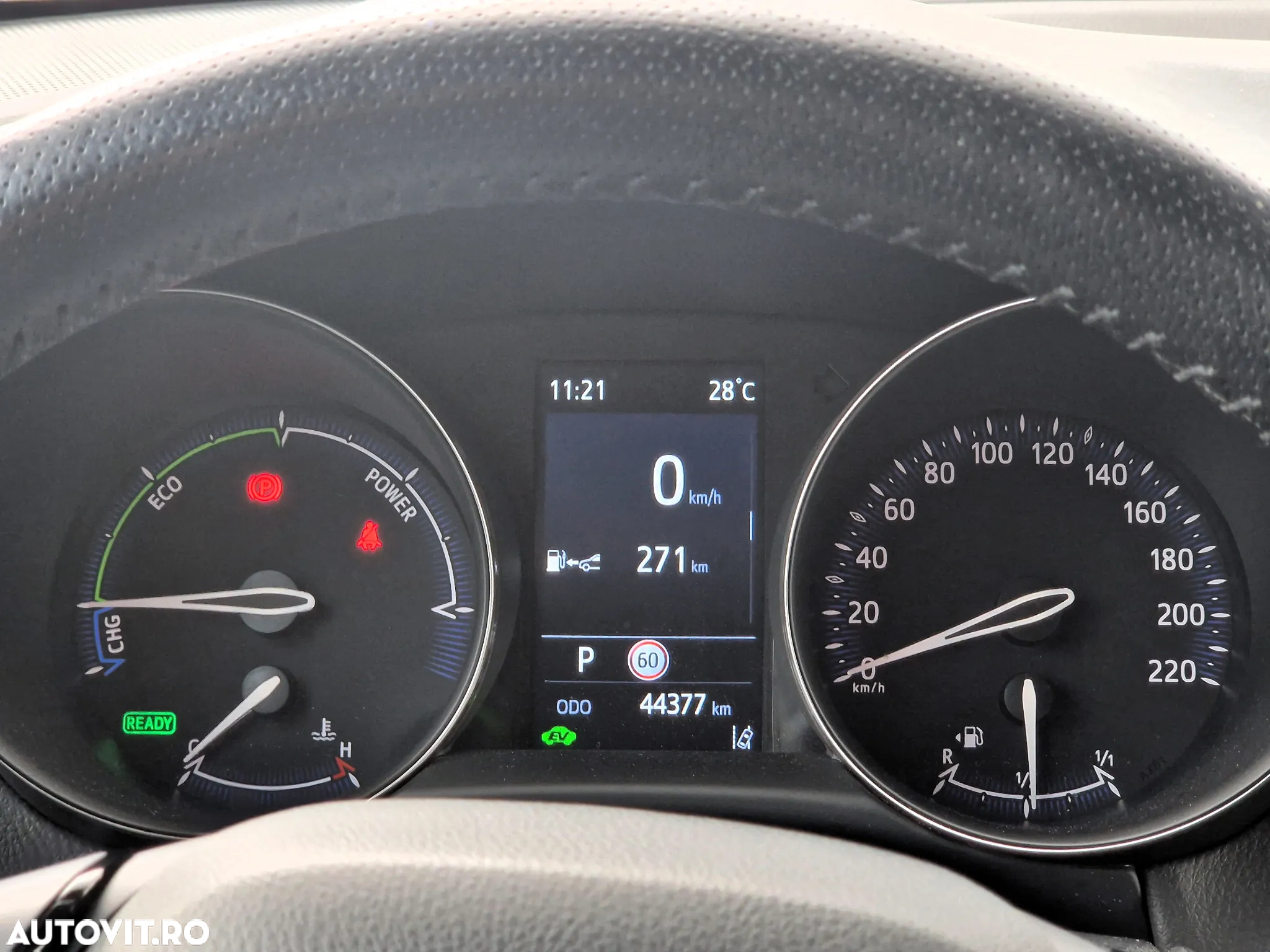 Toyota C-HR 1.8 HSD 122 CP 4x2 CVT C-ult Style bi-tone - 14