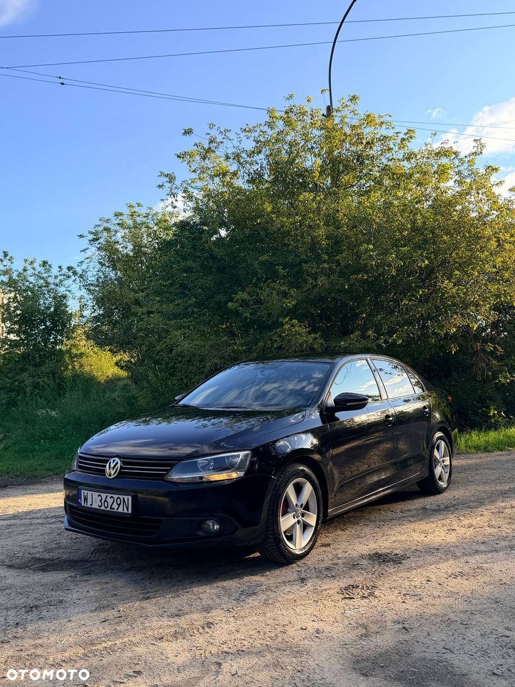 Volkswagen Jetta 1.4 TSI Highline Optimum - 2