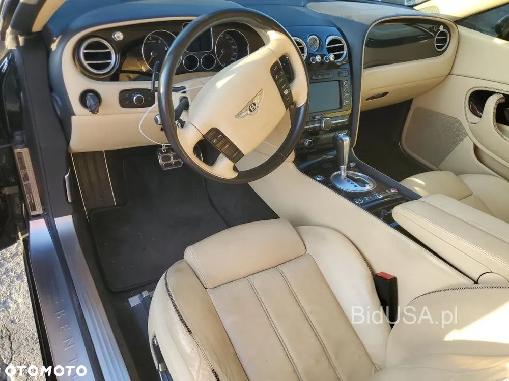 Bentley Continental GT - 3