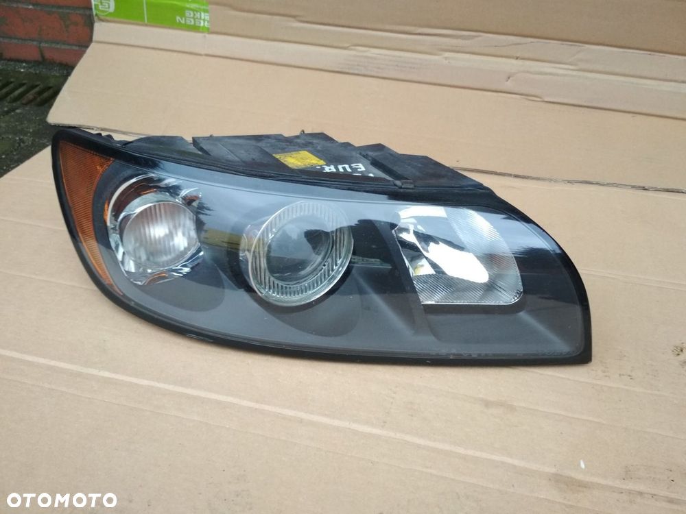 Lampa P+L Volvo V50 S40 04-07 r. Eur. - 3