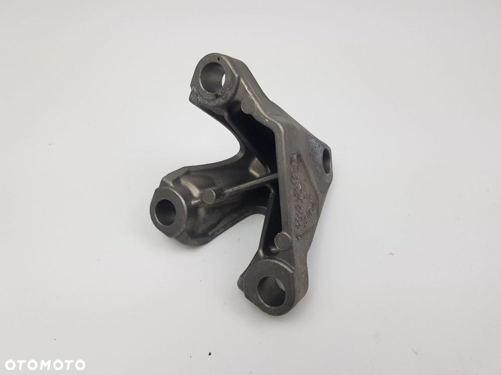 Łapa Wspornik Mocowanie silnika BMW X5 G05 X6 G06 G30 B57 3.0d 8578006 - 3