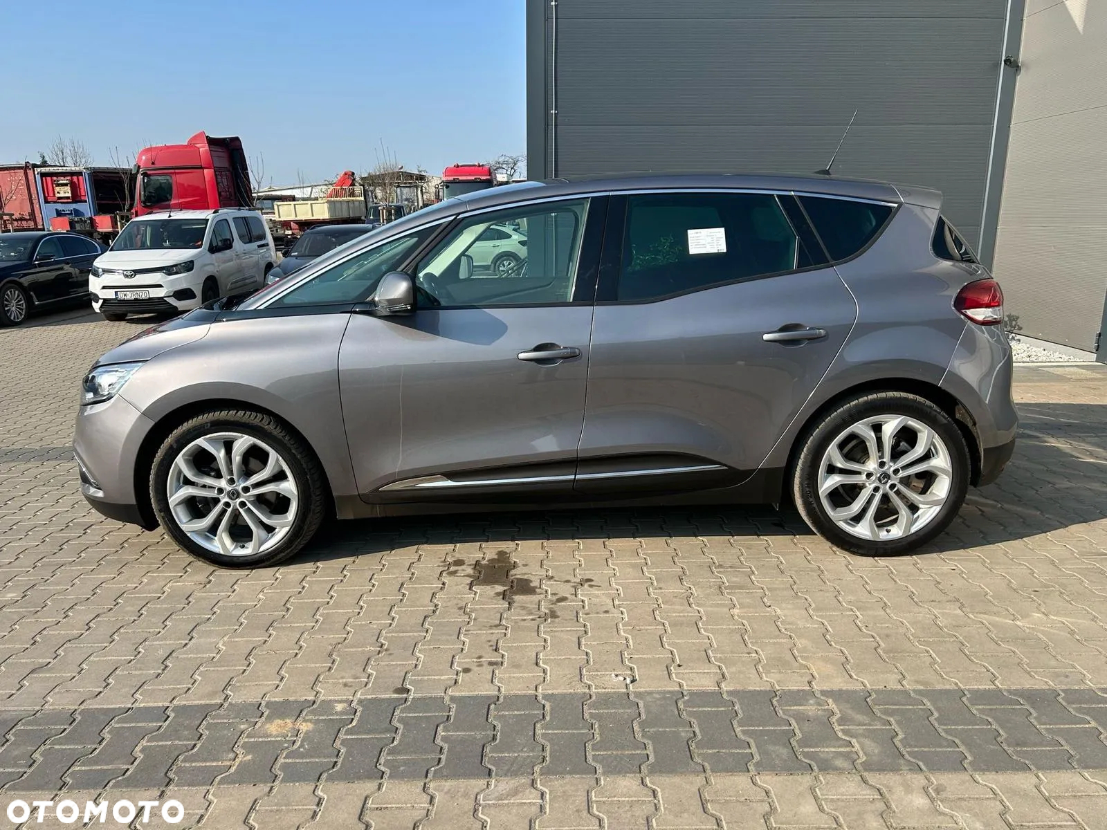 Renault Scenic BLUE dCi 120 EDC LIMITED - 5