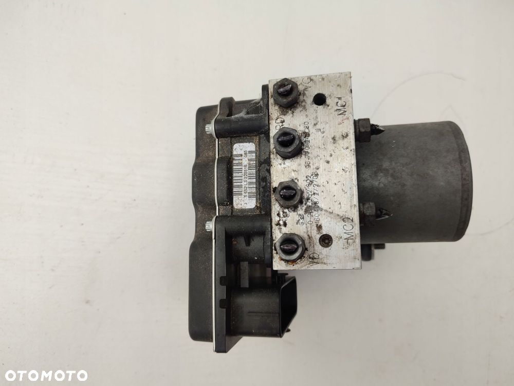 Pompa hamulcowa ABS CITROEN C4 II 58TYS PRZEBIEGU 9677024980 - 2