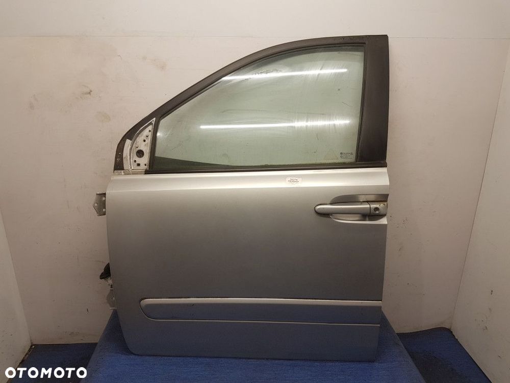 KIA CARNIVAL II DRZWI PRZÓD LEWE - 1