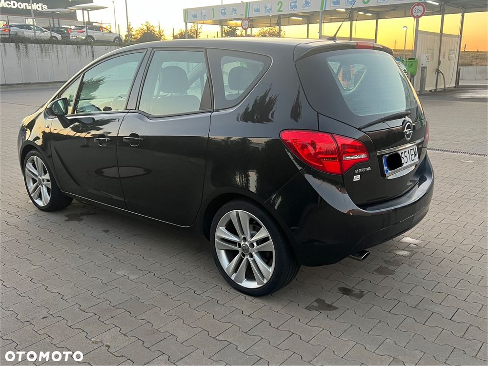 Opel Meriva 1.4 T Cosmo - 2