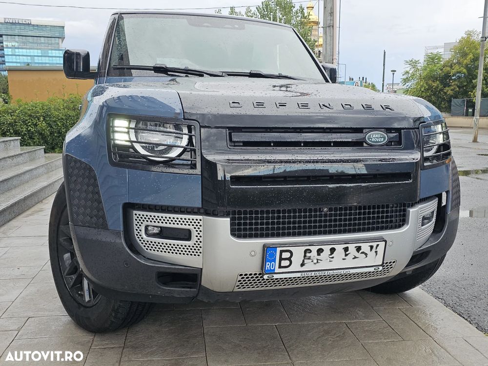Land Rover Defender 110 2.0L D240 S - 3