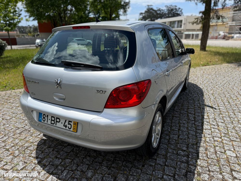 Peugeot 307 1.4 16V XT Premium - 18