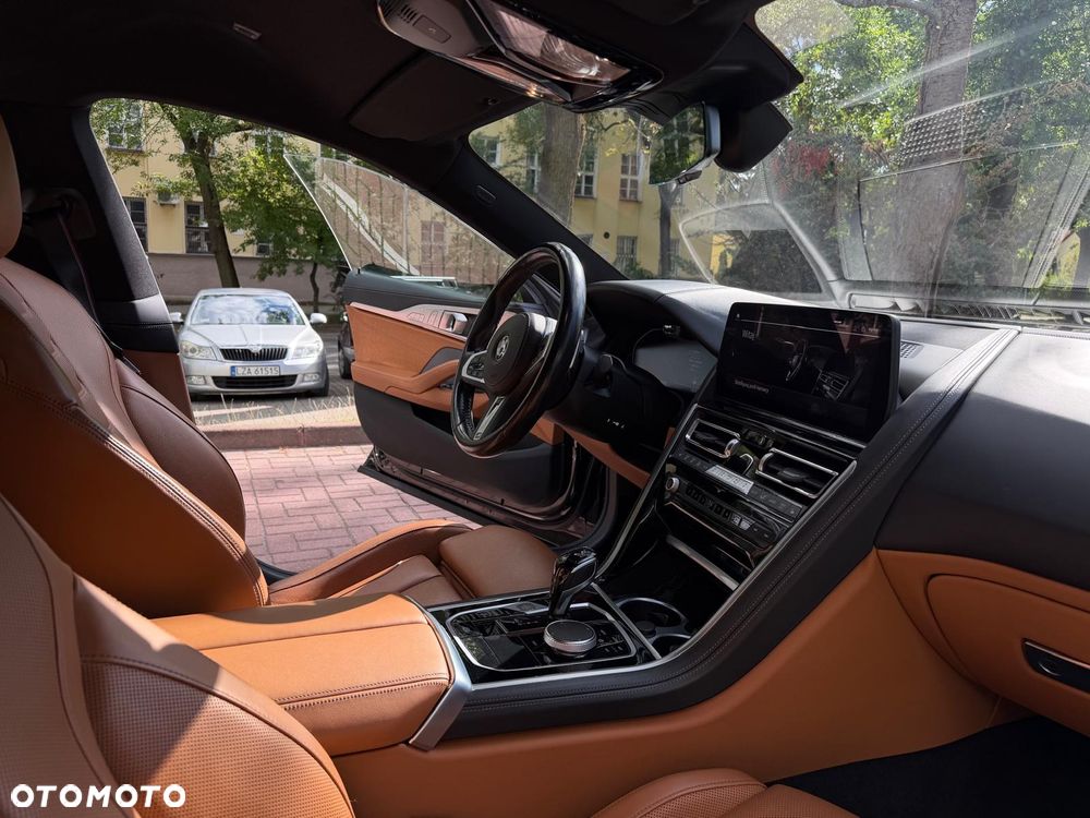BMW Seria 8 - 8