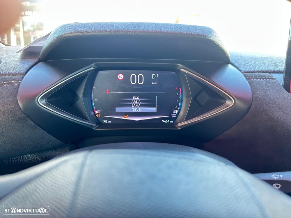 DS DS3 1.2 PureTech Performance Line EAT8 - 10