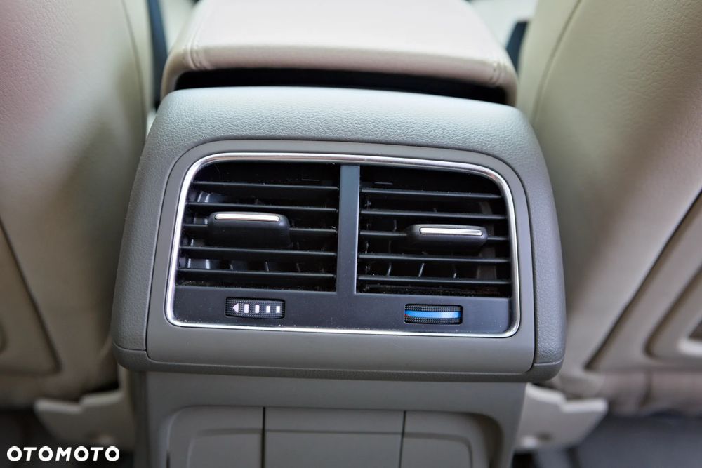 Audi Q5 3.2 FSI Quattro S tronic - 34