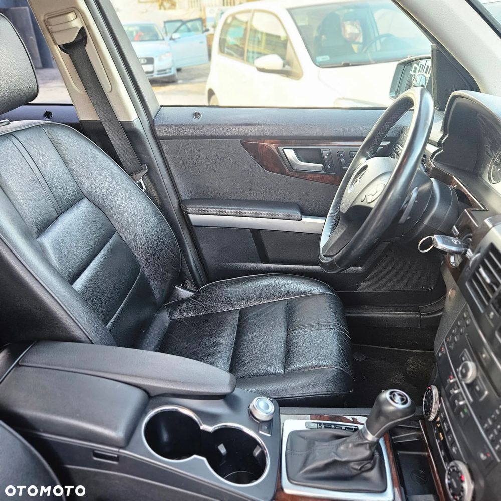 Mercedes-Benz GLK - 31