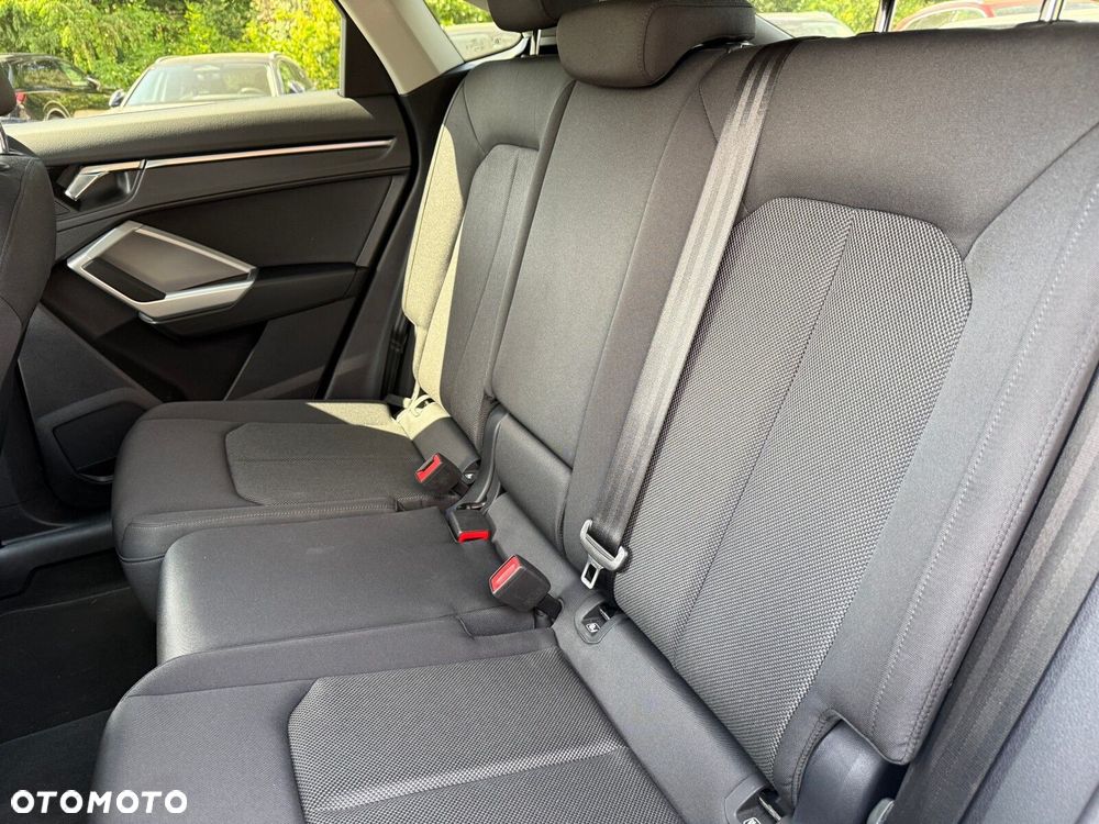 Audi Q3 Sportback - 15