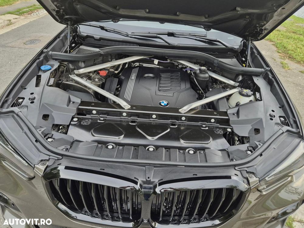 BMW X5 2021 — imagine 37