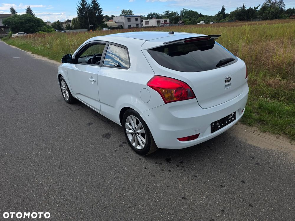 Kia ProCeed 2.0 CRDi EX - 8