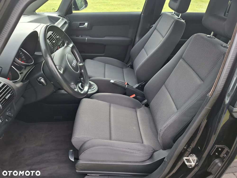Audi A2 1.6 FSI - 17
