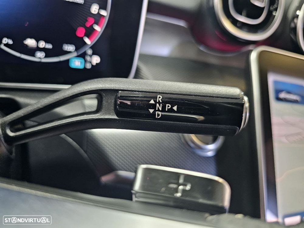 Mercedes-Benz C 300 e AMG Line - 18