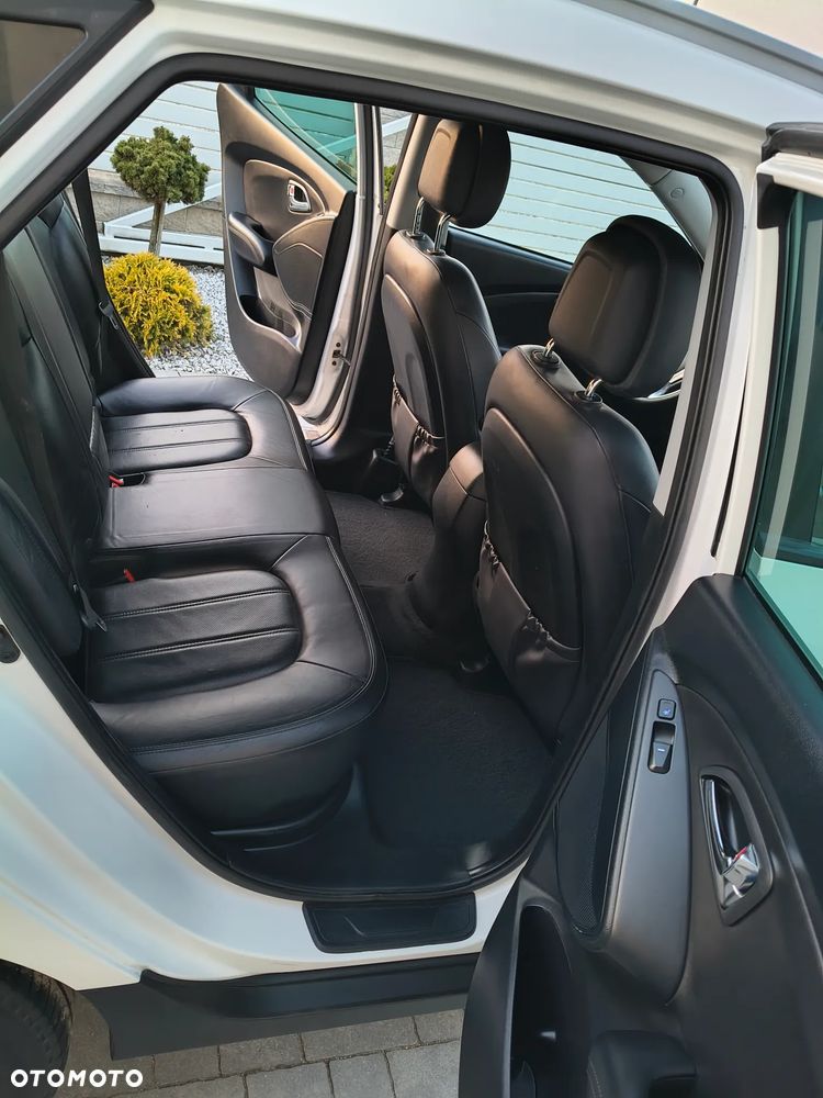 Hyundai ix35 2.0 2WD Comfort - 10