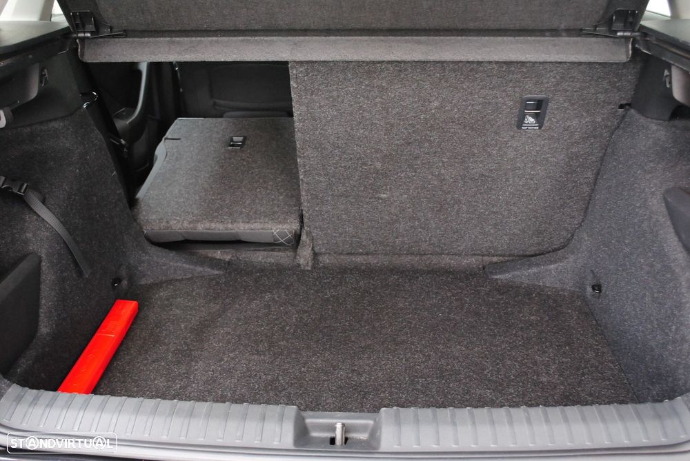 Skoda Kamiq 1.0 TSI DSG - 34