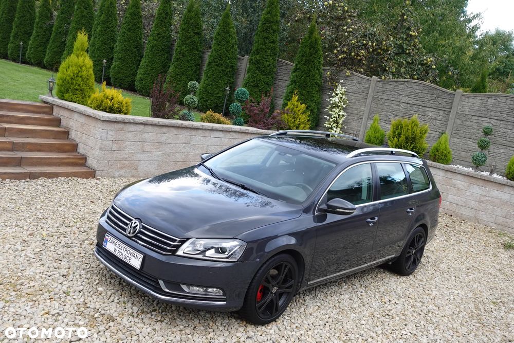 Volkswagen Passat - 12