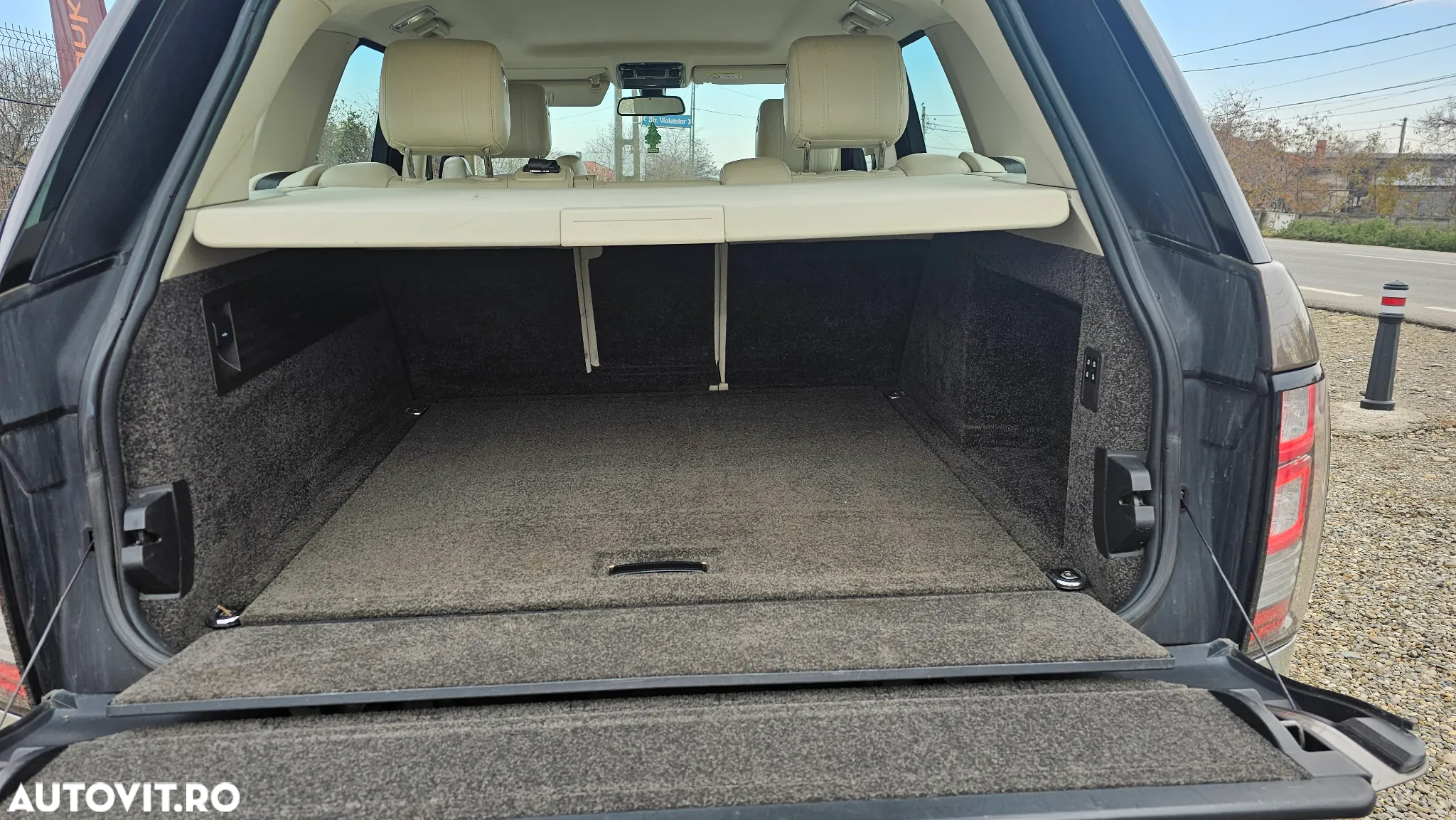 Land Rover Range Rover Vogue - 12
