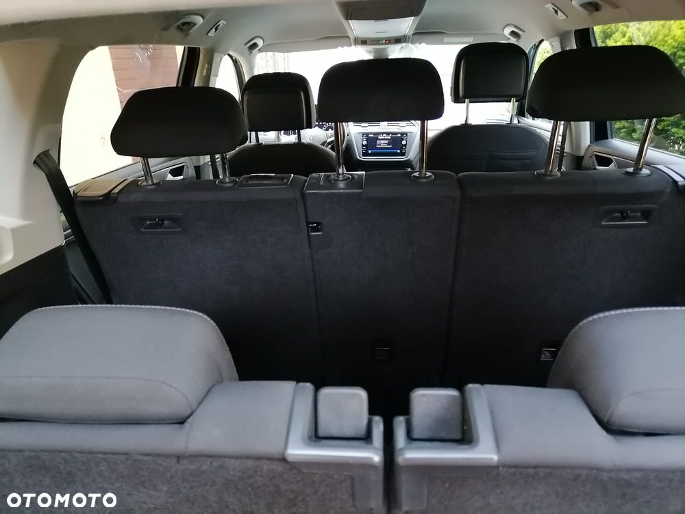 Volkswagen Tiguan 2.0 TDI SCR 4Mot Life DSG - 9