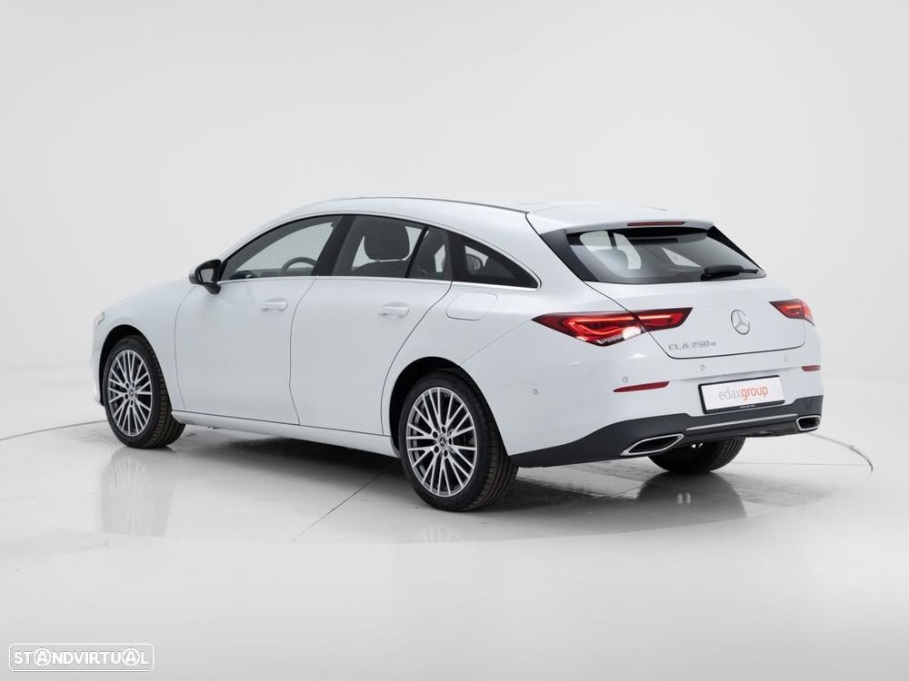 Mercedes-Benz CLA 250 e Shooting Brake Progressive - 5