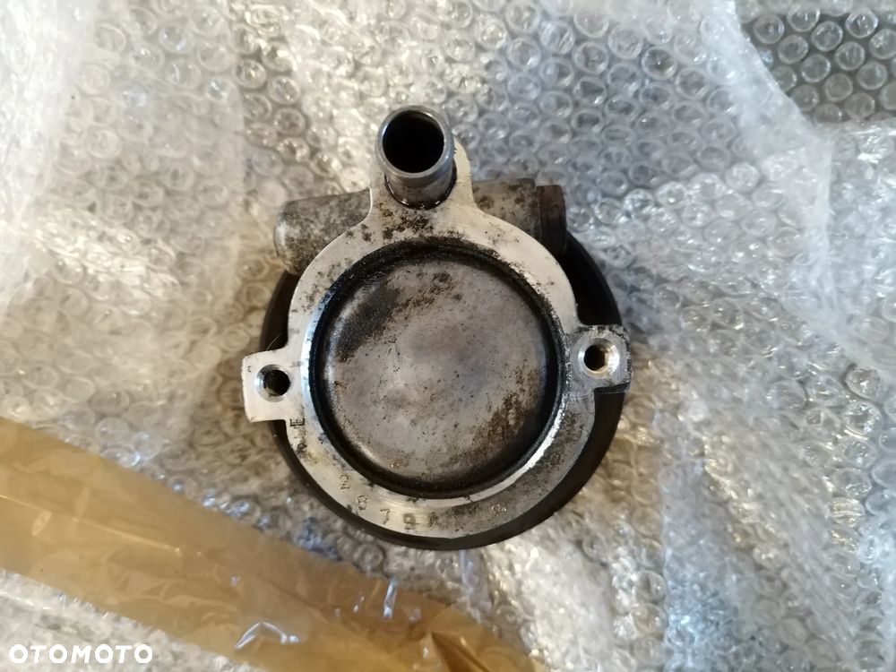 POMPA WSPOMAGANIA 8200888370 RENAULT ESPACE IV LAGUNA III 2.0 DCI - 4