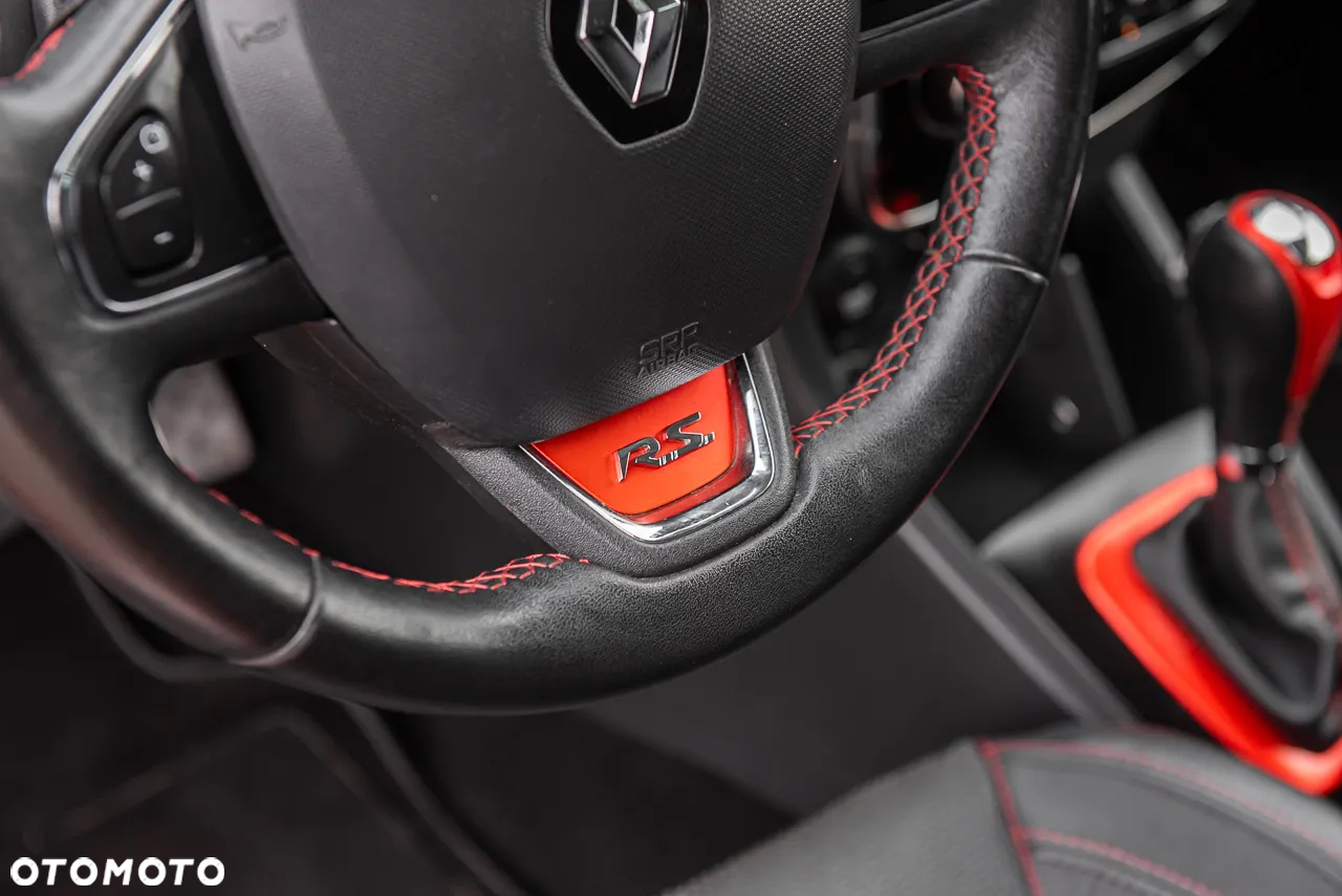 Renault Clio 1.6 Turbo R.S EDC Sport - 29