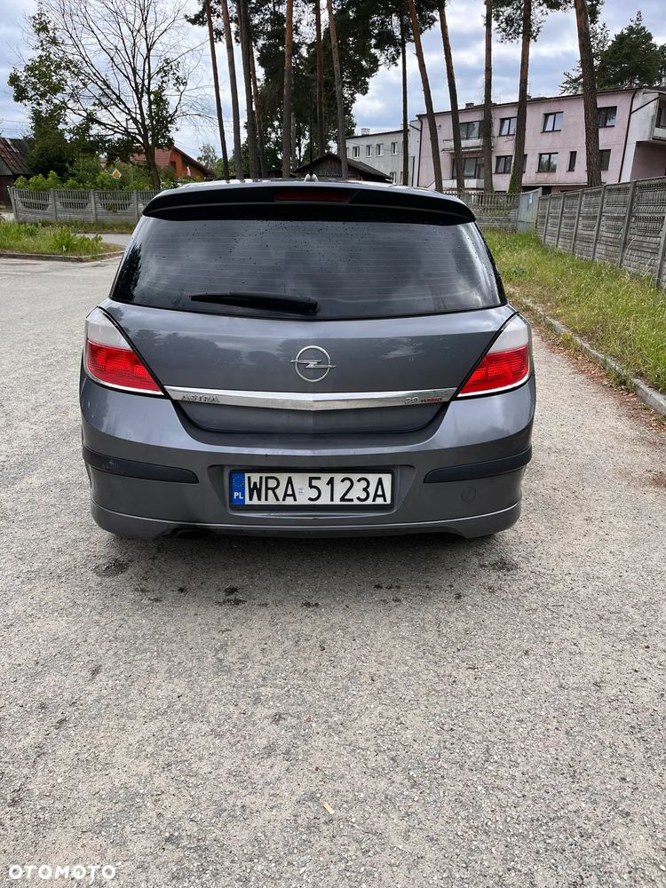 Opel Astra 2.0 T Sport - 4