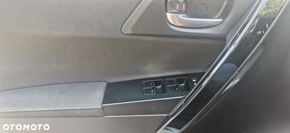 Toyota Auris - 16