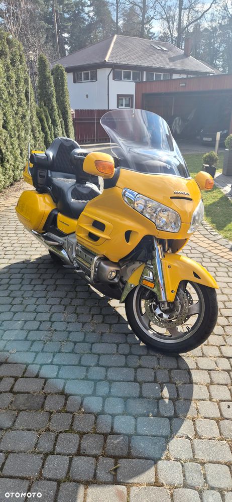 Honda GL - 5