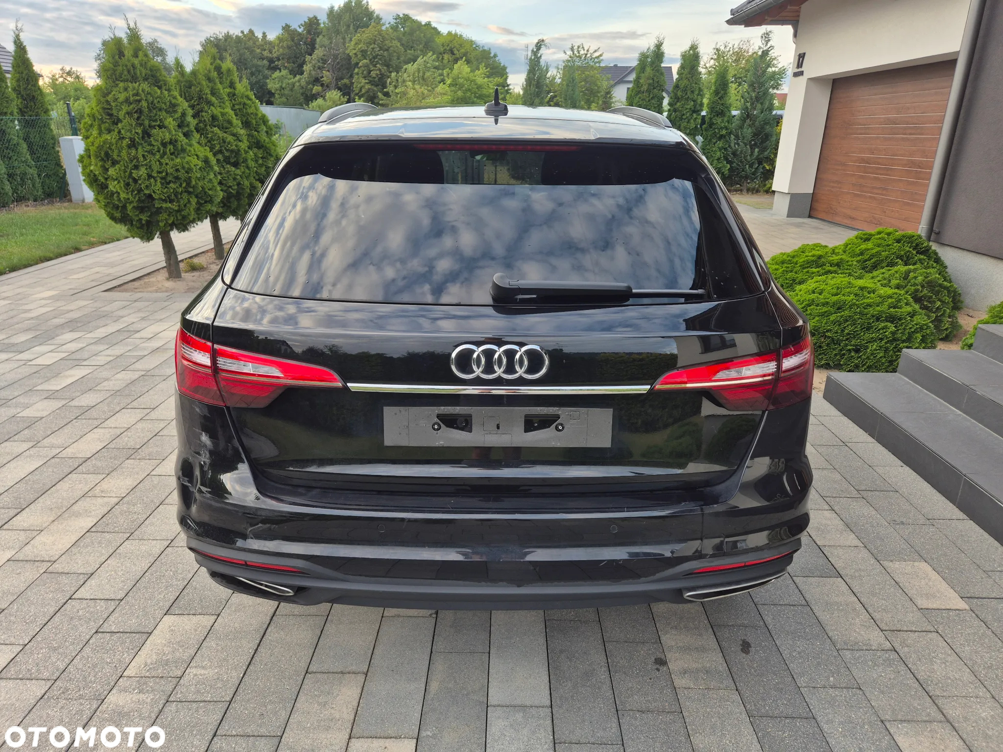 Audi A4 - 4