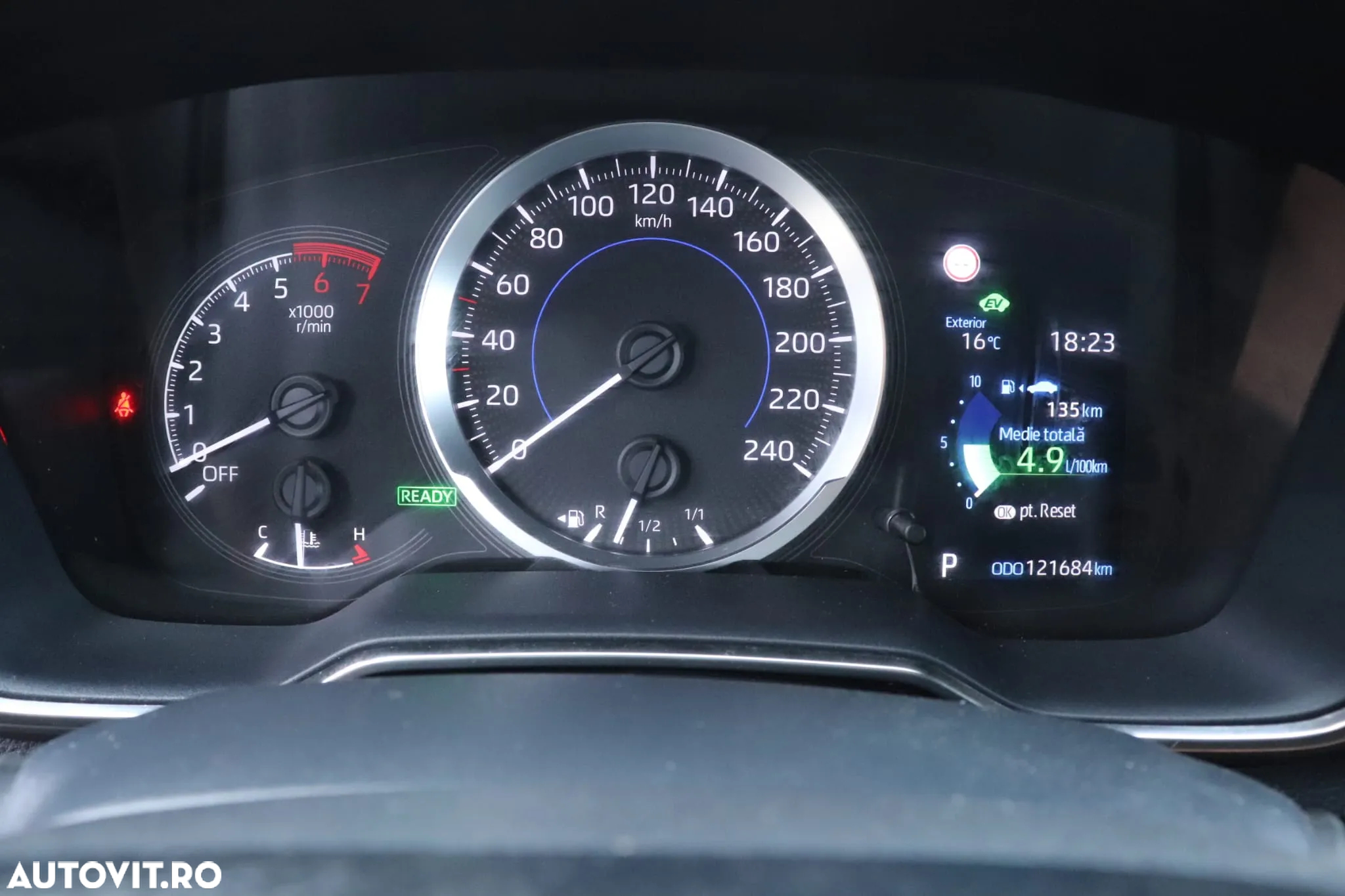Toyota Corolla 1.8 Hybrid Comfort - 19