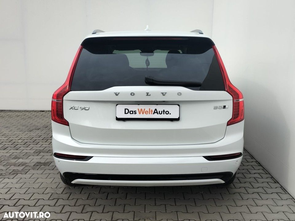 Volvo XC 90 D5 AWD Geartronic RDesign - 5