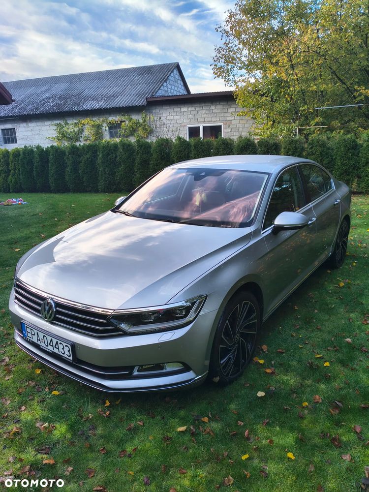 Volkswagen Passat - 4