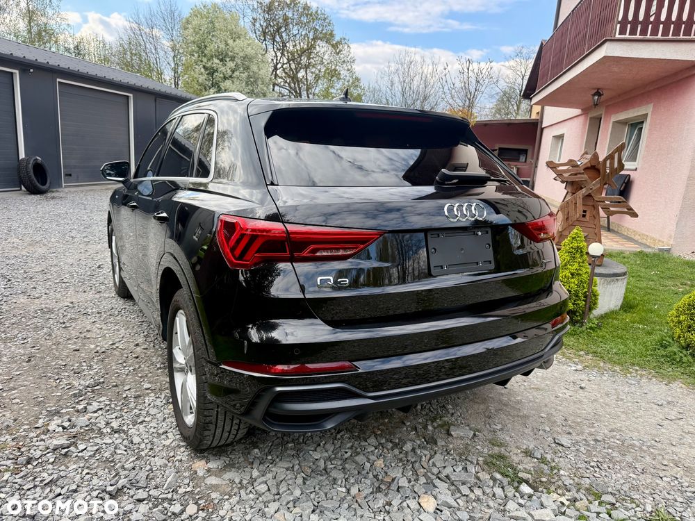 Audi Q3 45 TFSI Quattro S tronic S line - 2