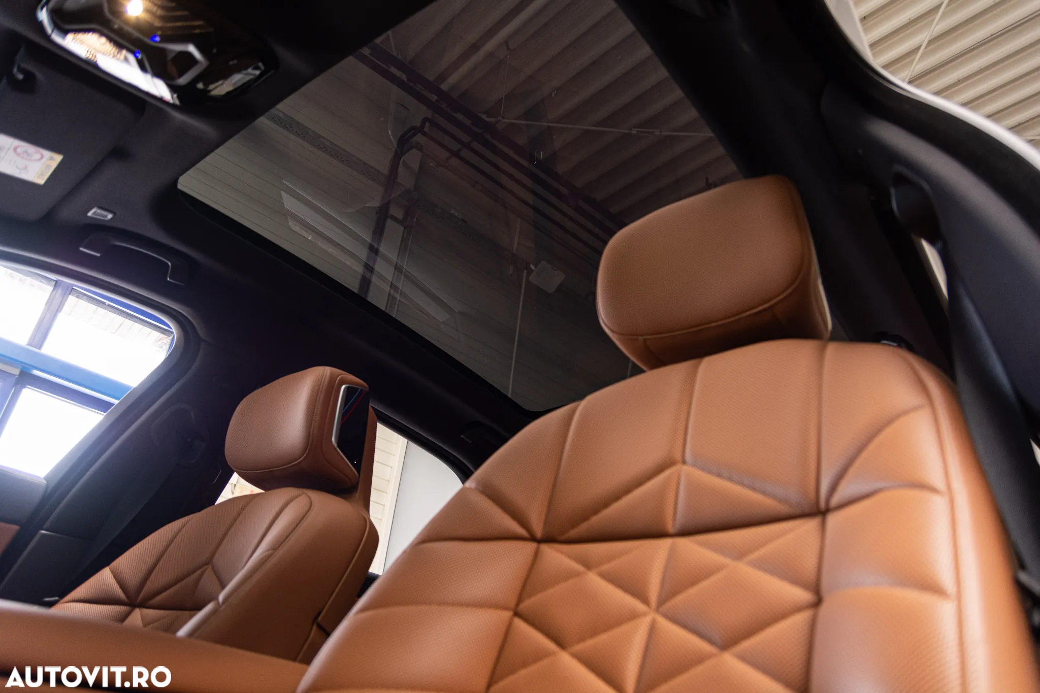 BMW Seria 7 740d xDrive MHEV - 8