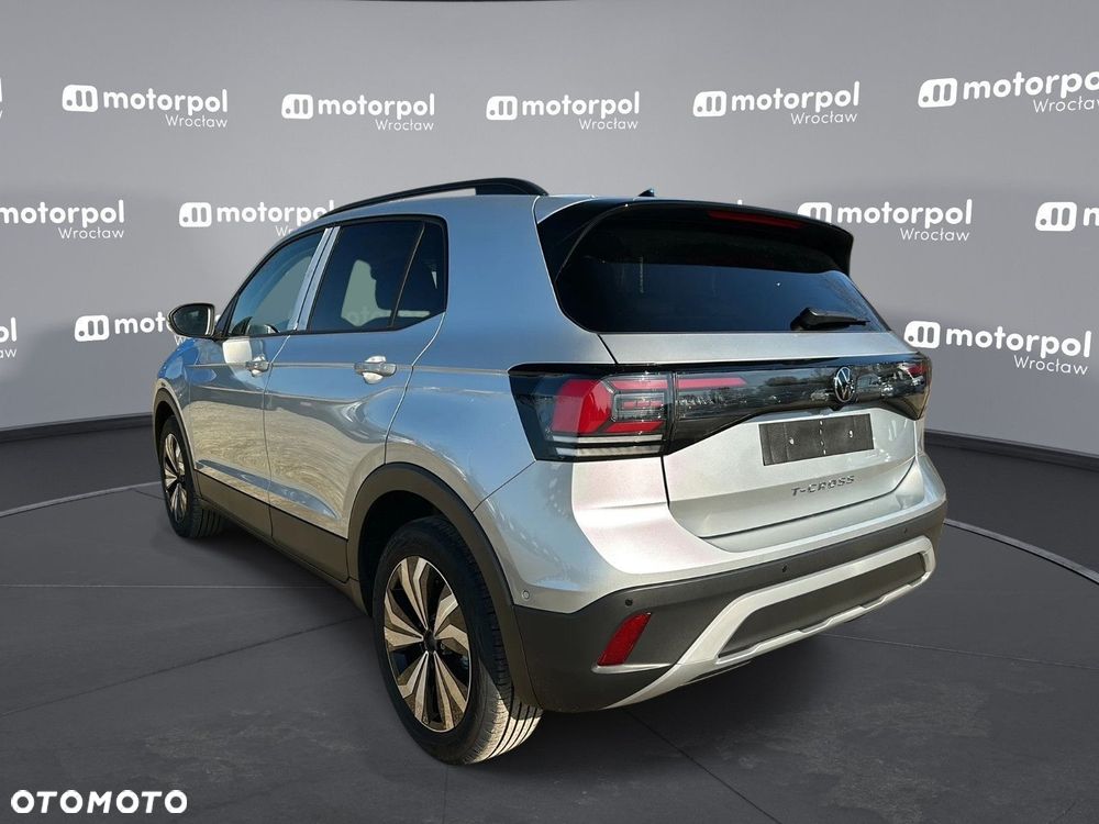 Volkswagen T-Cross - 17