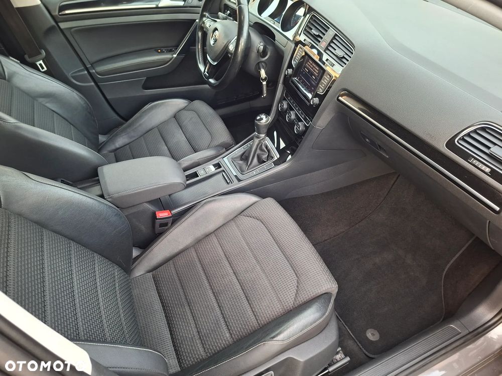 Volkswagen Golf 1.4 TSI BMT Highline - 11