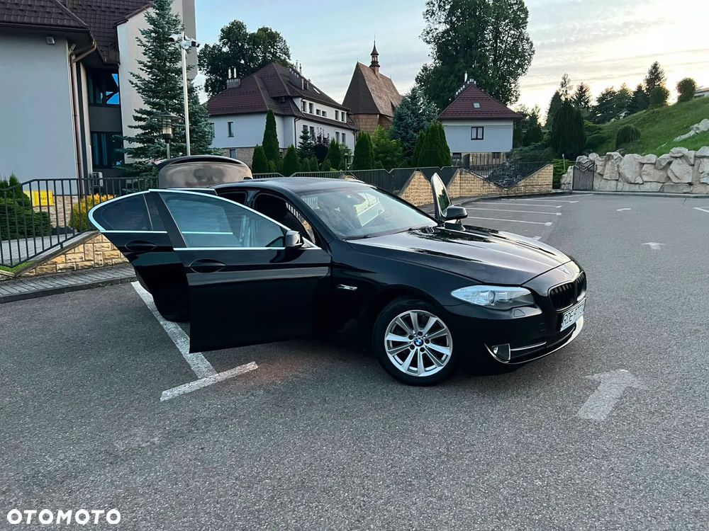 BMW Seria 5 520d Luxury Line - 7