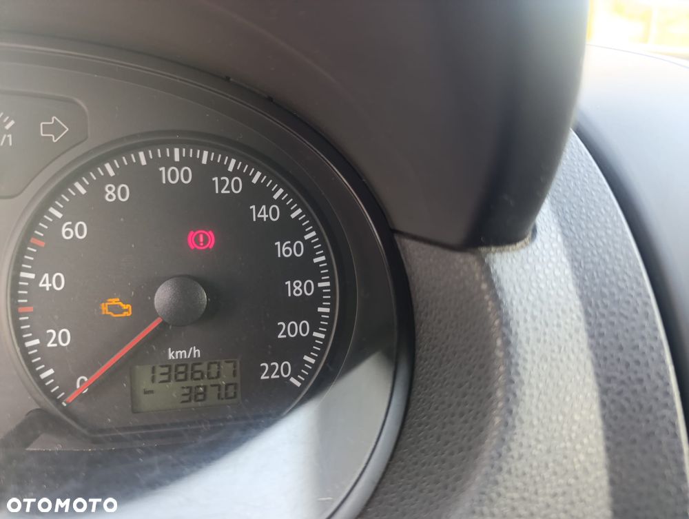 Volkswagen Polo 1.4 Tour - 12