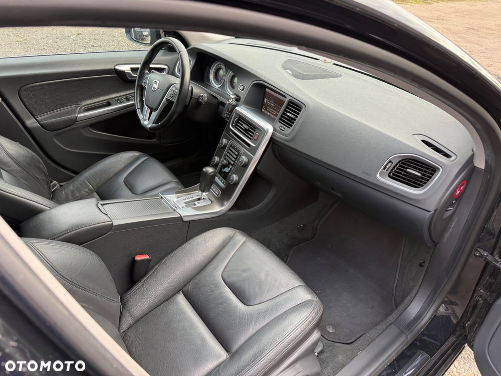 Volvo V60 - 14