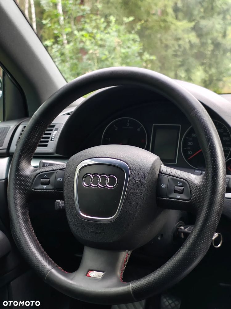 Audi A4 Avant - 26
