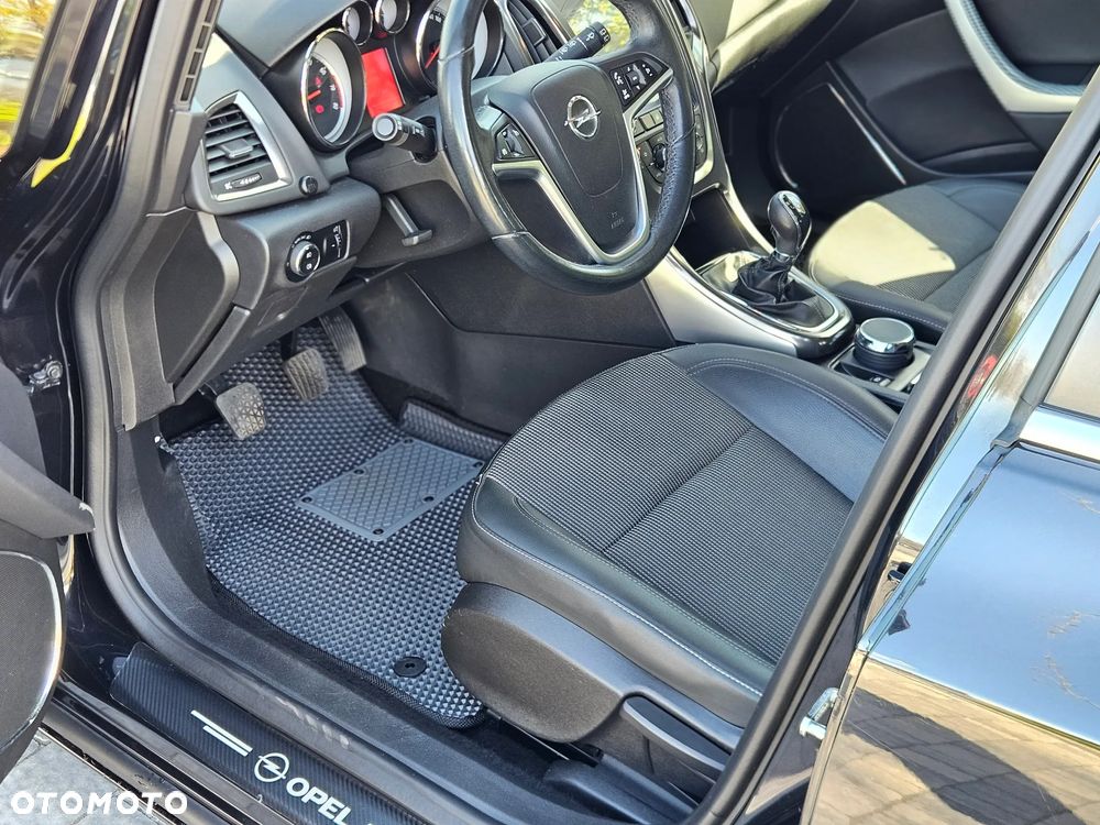 Opel Astra 1.6 Cosmo - 11