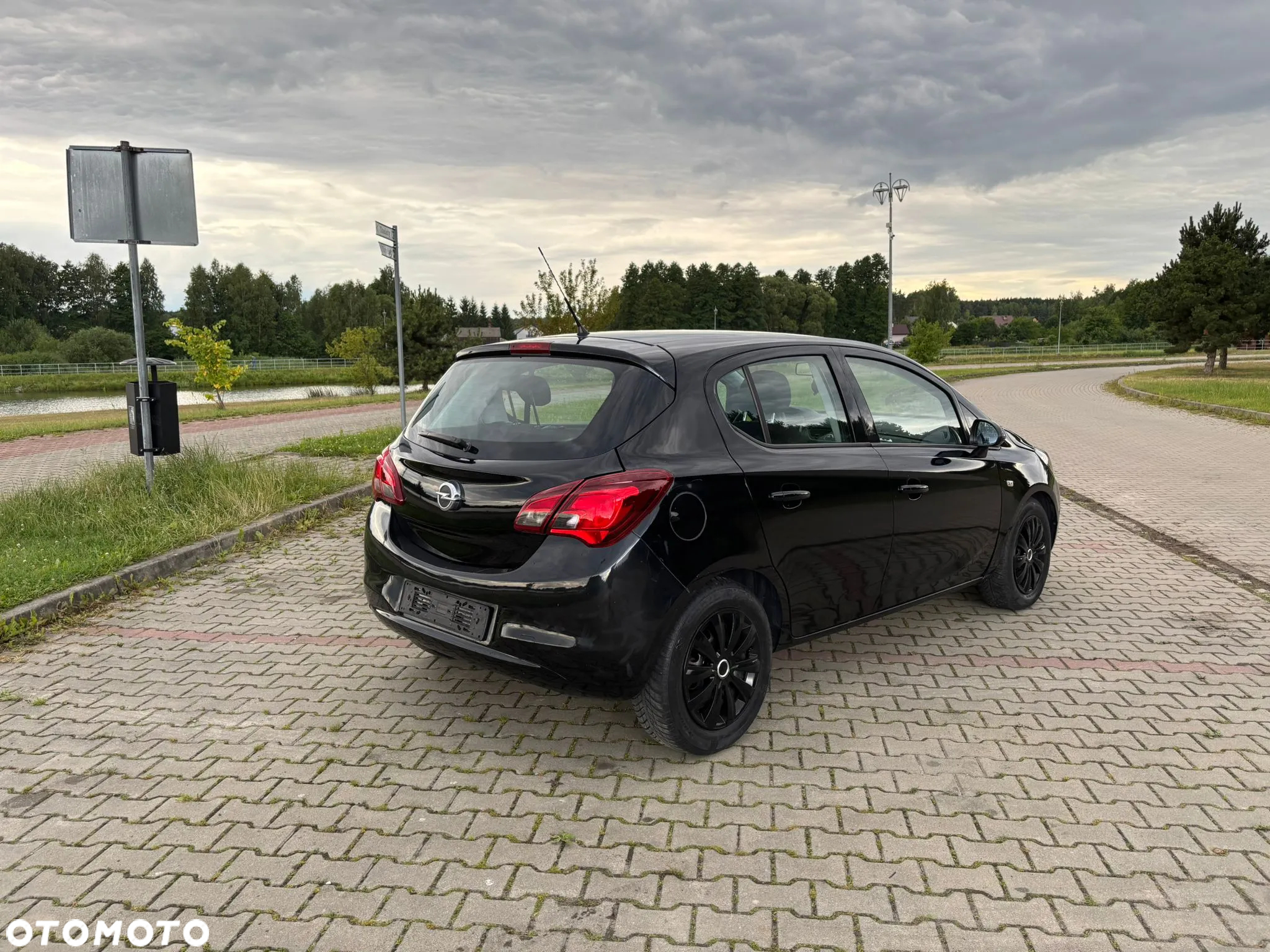 Opel Corsa 1.3 CDTI DPF Edition - 4