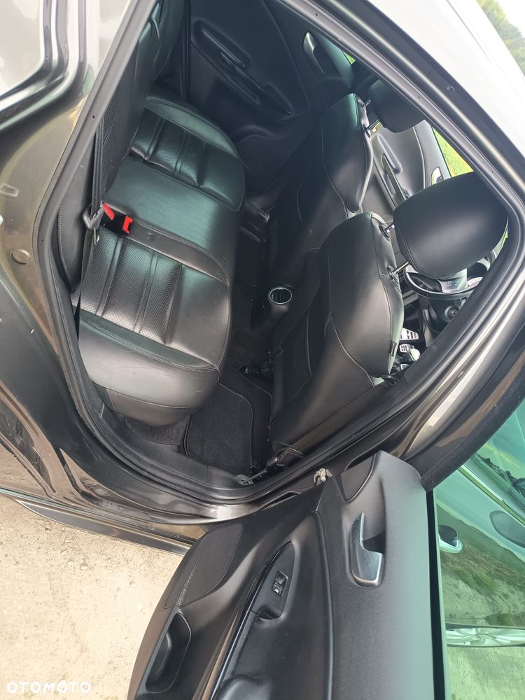 Alfa Romeo Giulietta 1.6 JTDM Veloce - 8