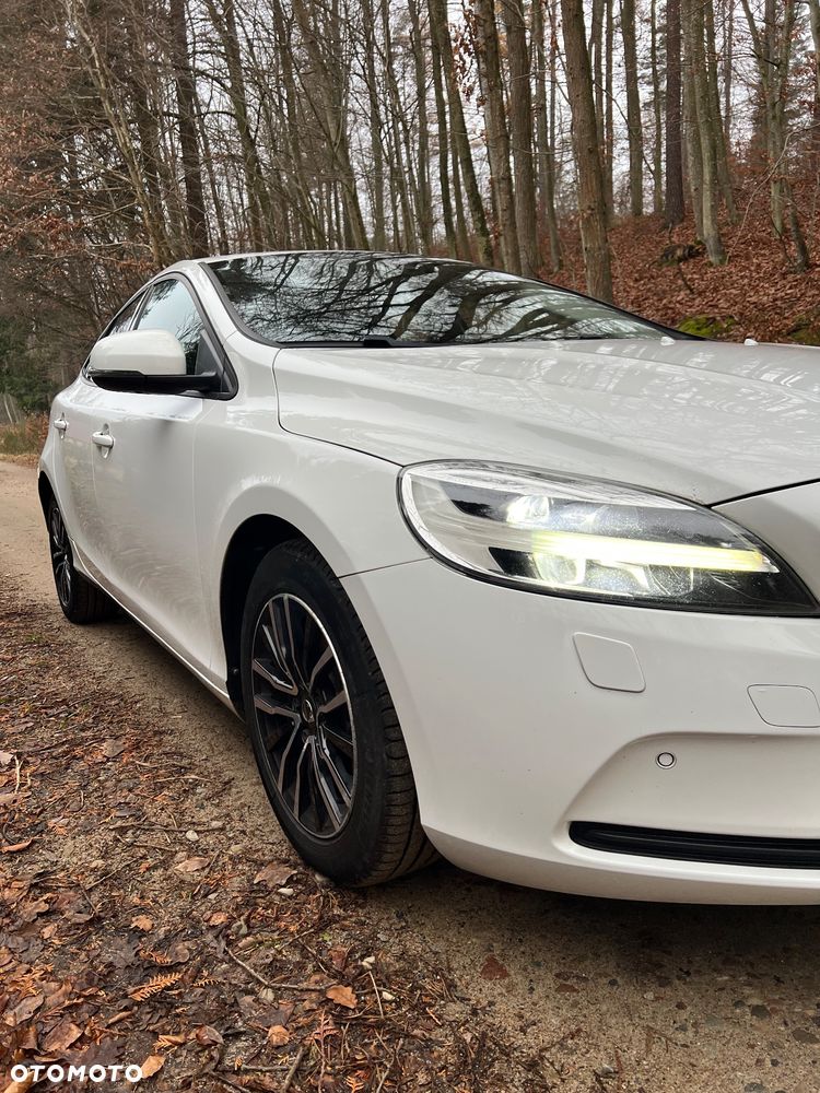 Volvo V40 D3 Geartronic Inscription - 9