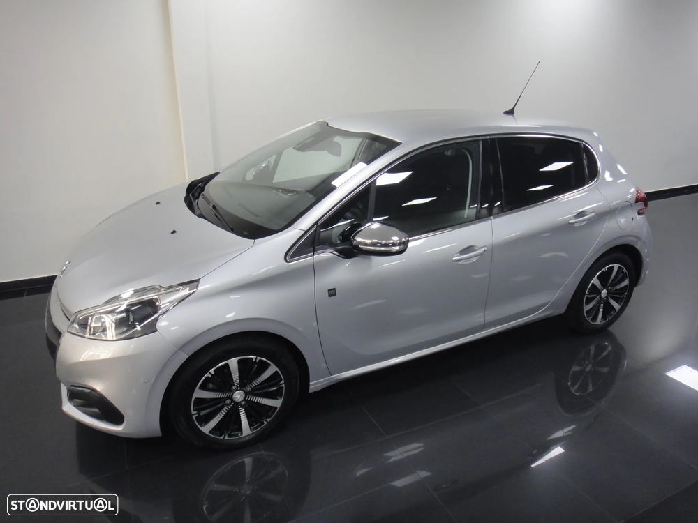 Peugeot 208 PureTech 110 Stop & Start Tech Edition - 10