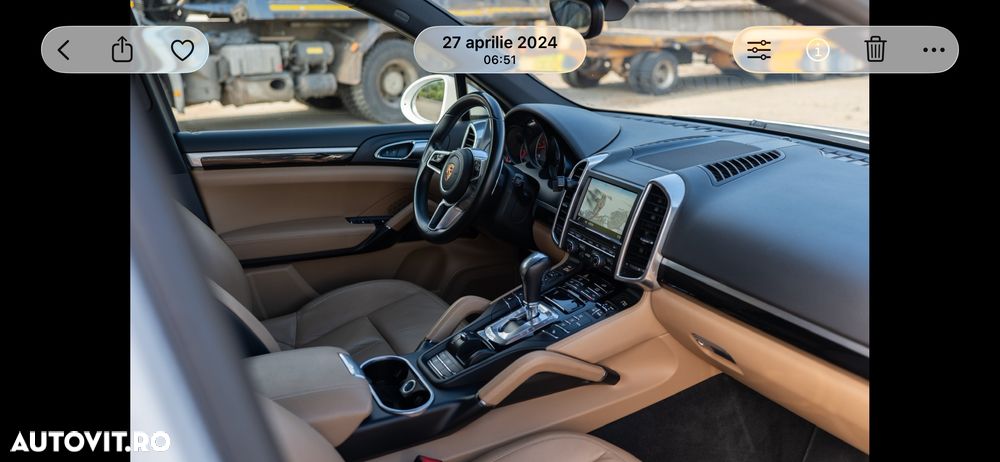 Porsche Cayenne 3.0 L - 5